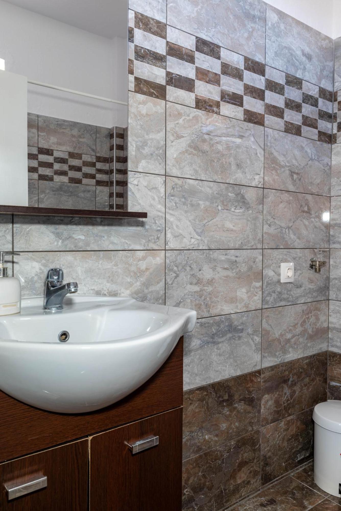 Aigli Luxury Studios Nea Roda Exteriér fotografie