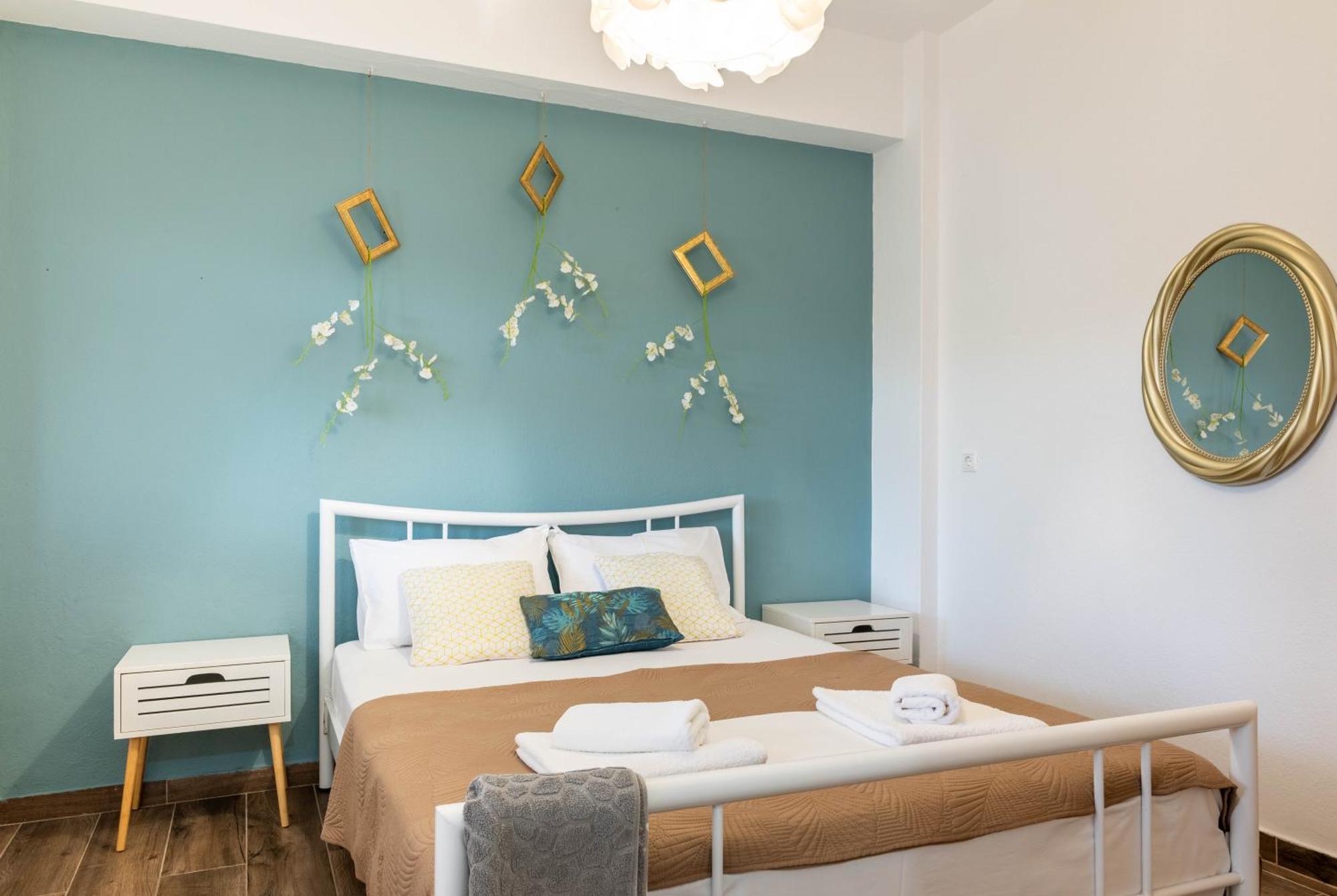 Aigli Luxury Studios Nea Roda Exteriér fotografie